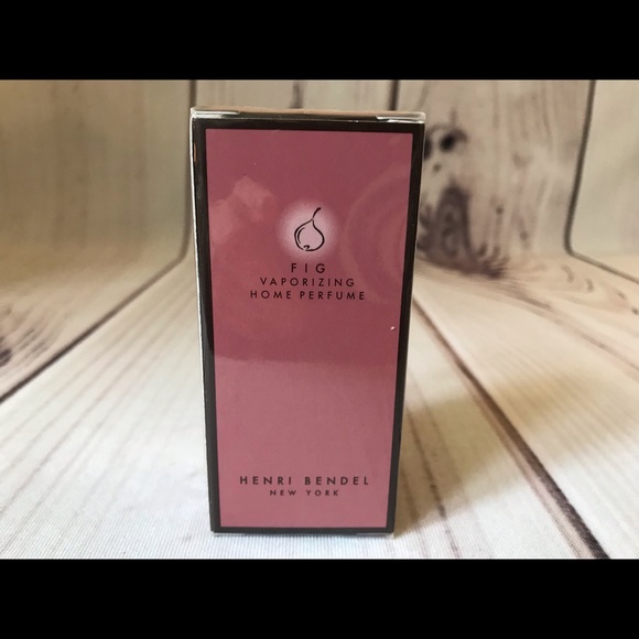 henri bendel Accessories - Henri Bendel FIG Vaporizing Home Oil